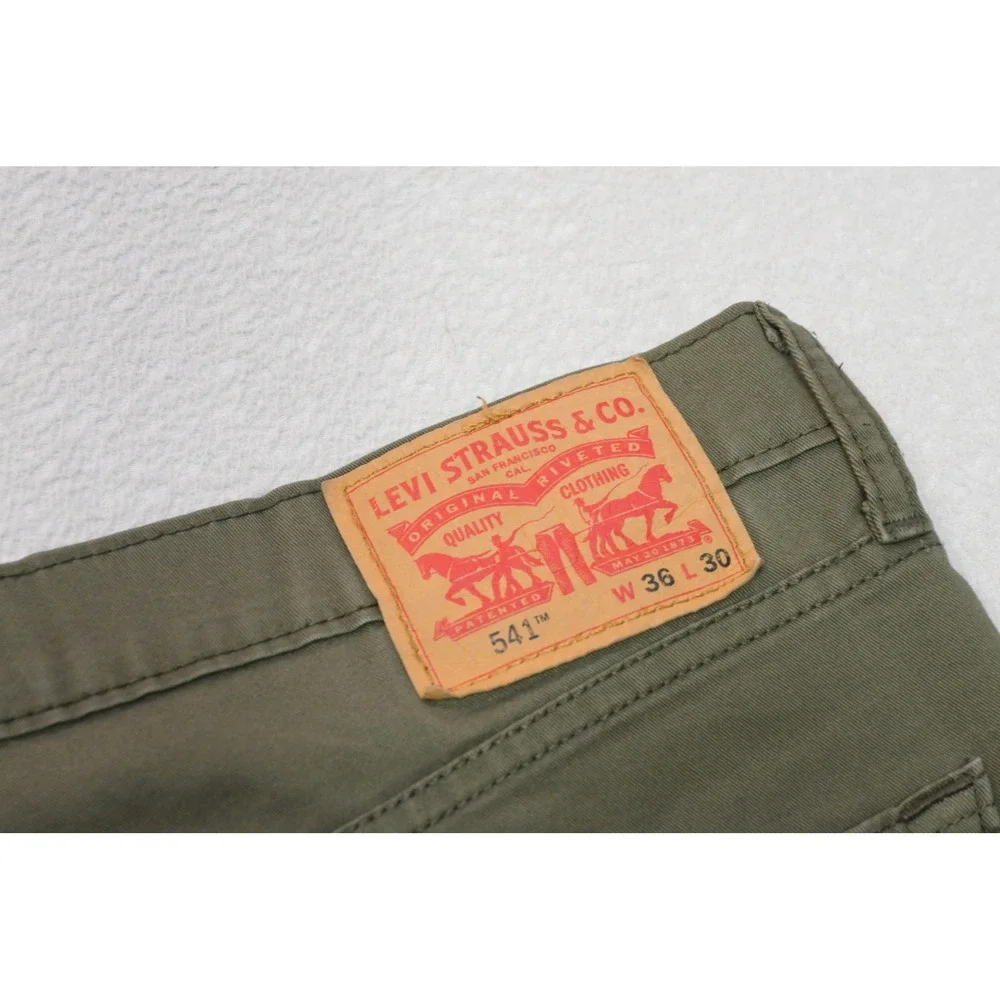 Levi's 541 Athletic Taper Men 36x30 Olive Green Performance Stretch Pants EUC